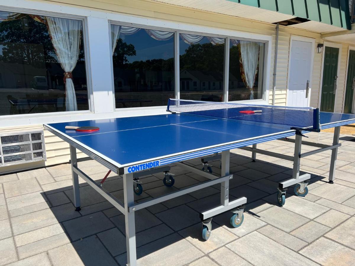 Sunbird Cape Cod Resort Уэст-Ярмут Экстерьер фото